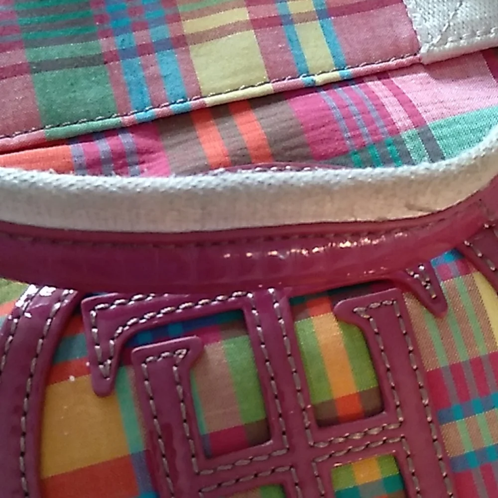 VTG Tommy Hilfiger fabric tote in red/green/yellow and blue plaid - Picture 3 of 8